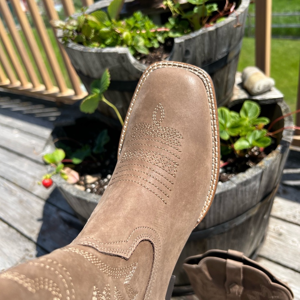 💯Fabulous Genuine Tan Leather Ranch Cowboy Boot Boho Western Shoe Festival New - Picture 6 of 13